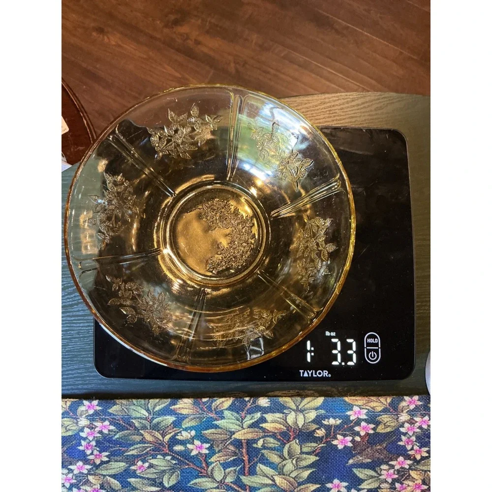 Federal Glass Sharon Cabbage Rose‎ Amber Depression Bowl 8.5 Inch Vintage